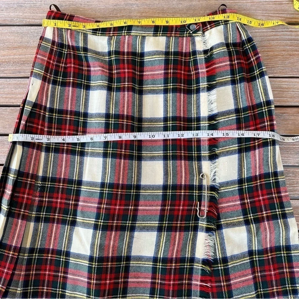 Vintage Canadian ILGWU Tartan Plaid Kilt Skirt Pleated Fringe Kilt Pin Size 4/6